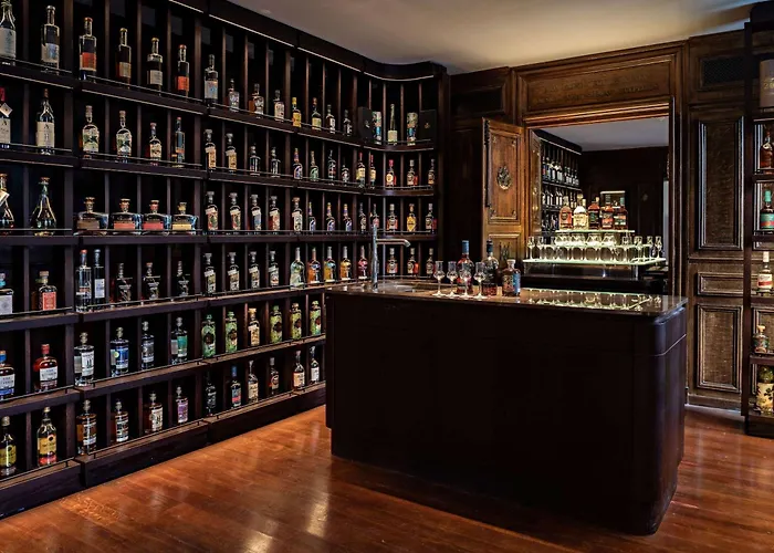 Domaine Reine Margot Paris - Issy Mgallery Collection