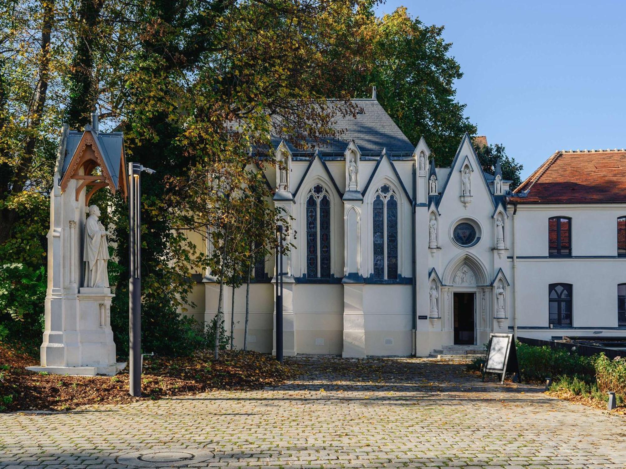 Domaine Reine Margot Paris - Mgallery Collection Hotel Issy-les-Moulineaux